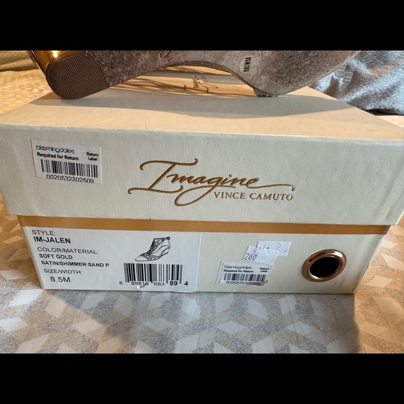 Gold wedge sandals - Picture 2 of 4